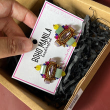 Load image into Gallery viewer, Gilit earring studs