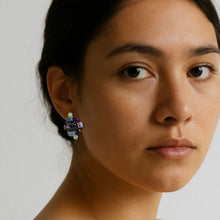 Load image into Gallery viewer, Gilit earring studs