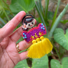 Load image into Gallery viewer, Mutya Brooch