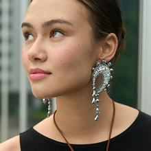 Load image into Gallery viewer, Bulong earrings
